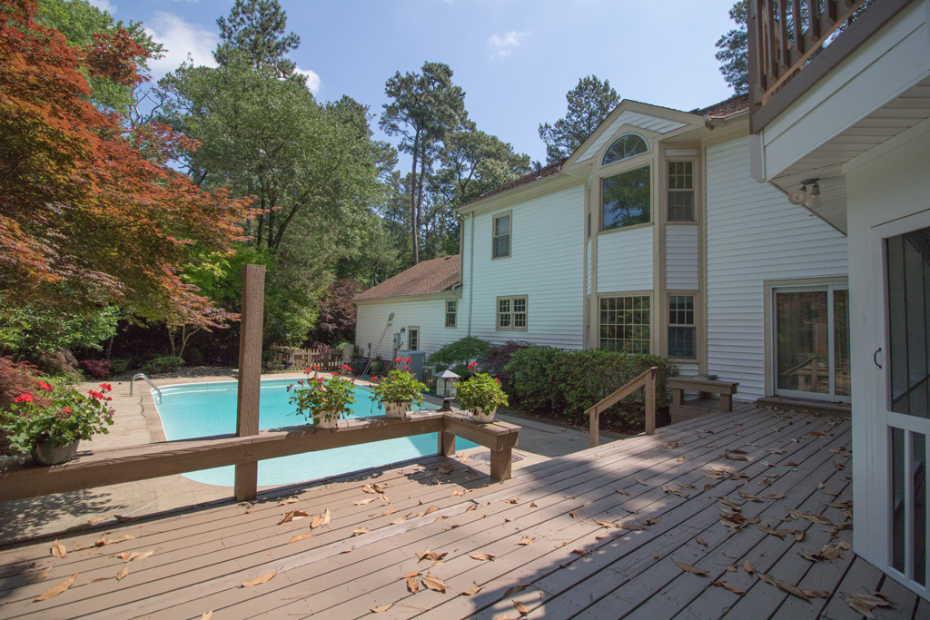 3325 Eagle Nest Point