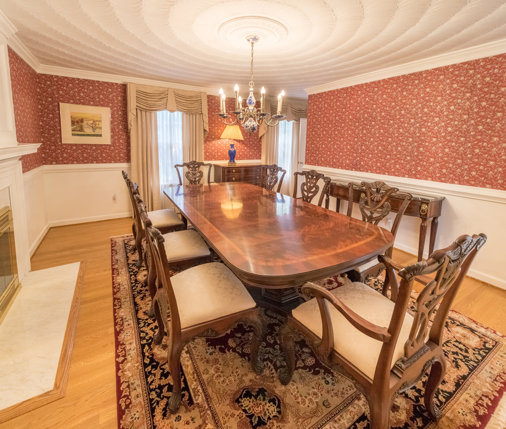 3325 Eagle Nest Point