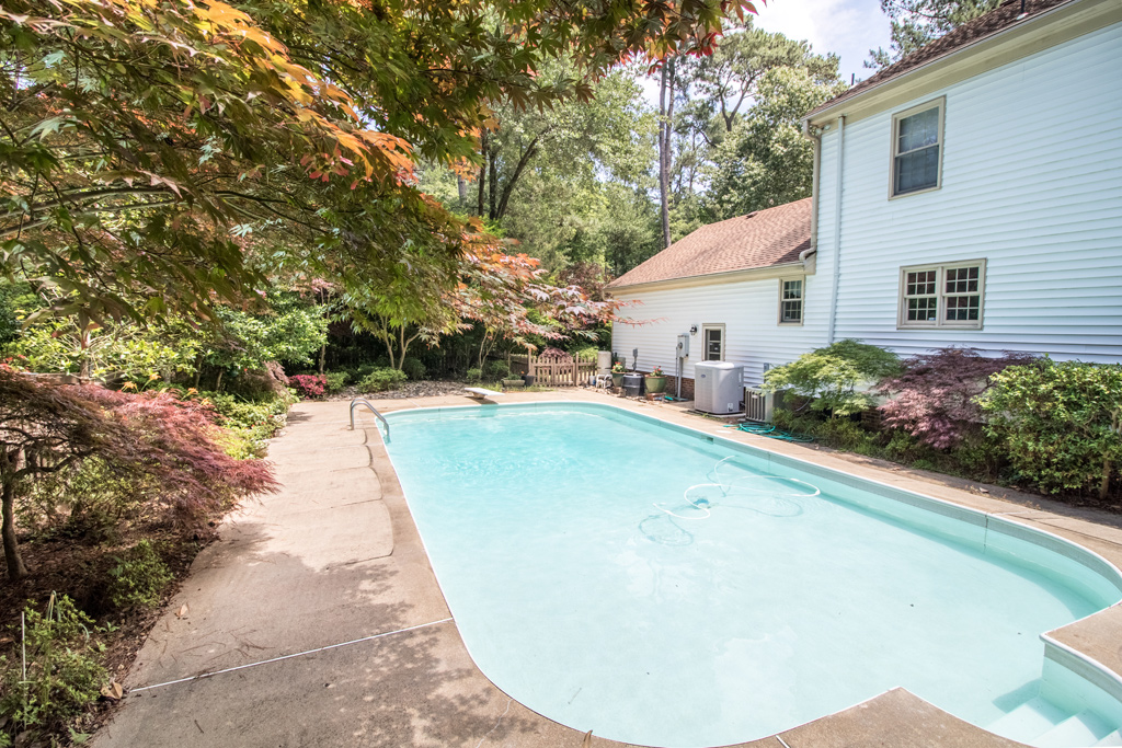 3325 Eagle Nest Point